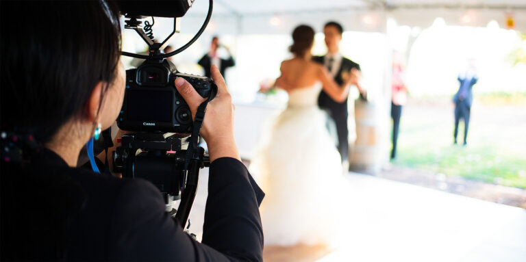 6 Tips For Picking The Perfect Wedding Videographer – 2023 Guide