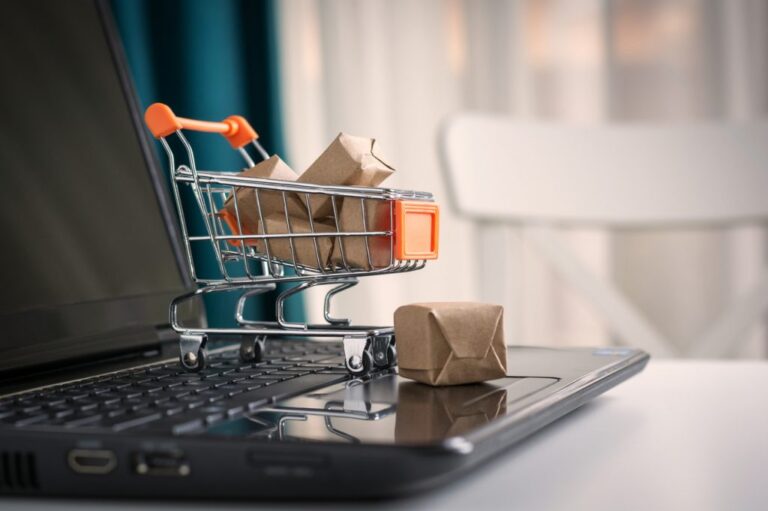 10 Smart Ways to Take Your Small eCommerce Business to The Next Level