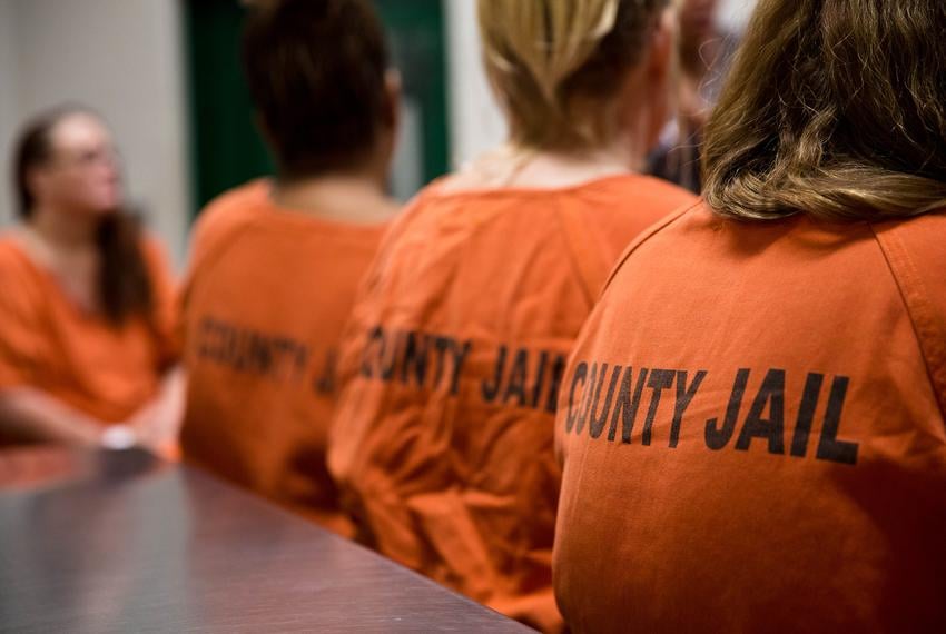 5 FAQs About Contacting Inmates at The Harris County Jail
