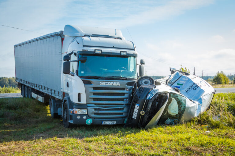 Truck Accident Attorney – Choosing The Best Attorney