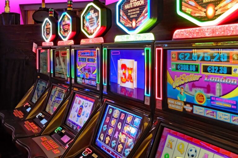 In the Spotlight: Today’s Most Famous Progressive Jackpot Slots