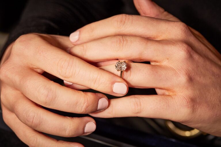 Innovative and Ethical: The Rise of Lab-Grown Diamonds in Engagement Rings